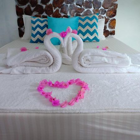 Blue Coral Homestay Karimunjawa Eksteriør billede