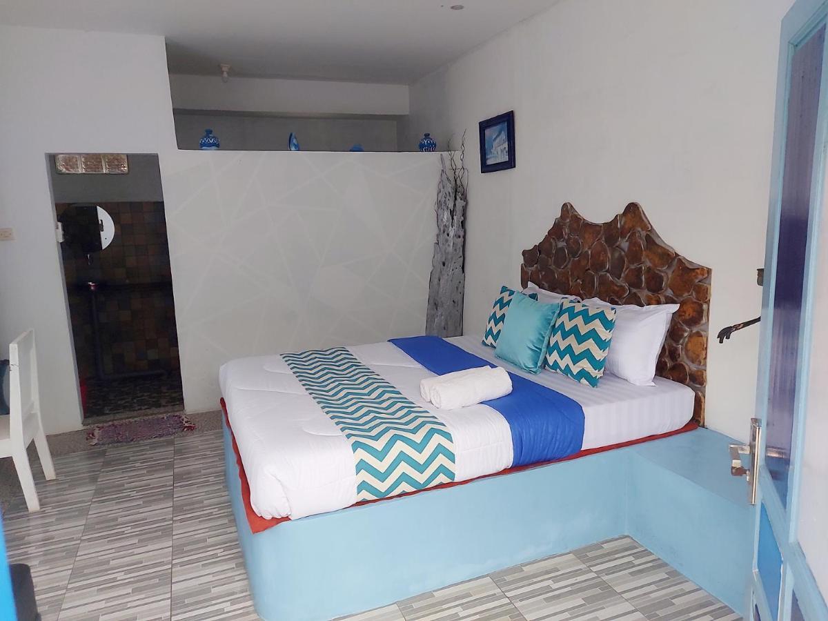 Blue Coral Homestay Karimunjawa Eksteriør billede