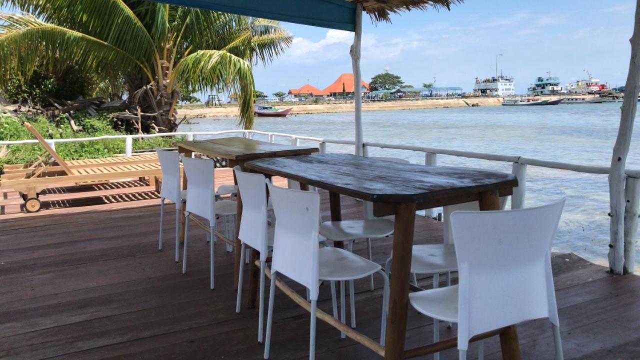 Blue Coral Homestay Karimunjawa Eksteriør billede
