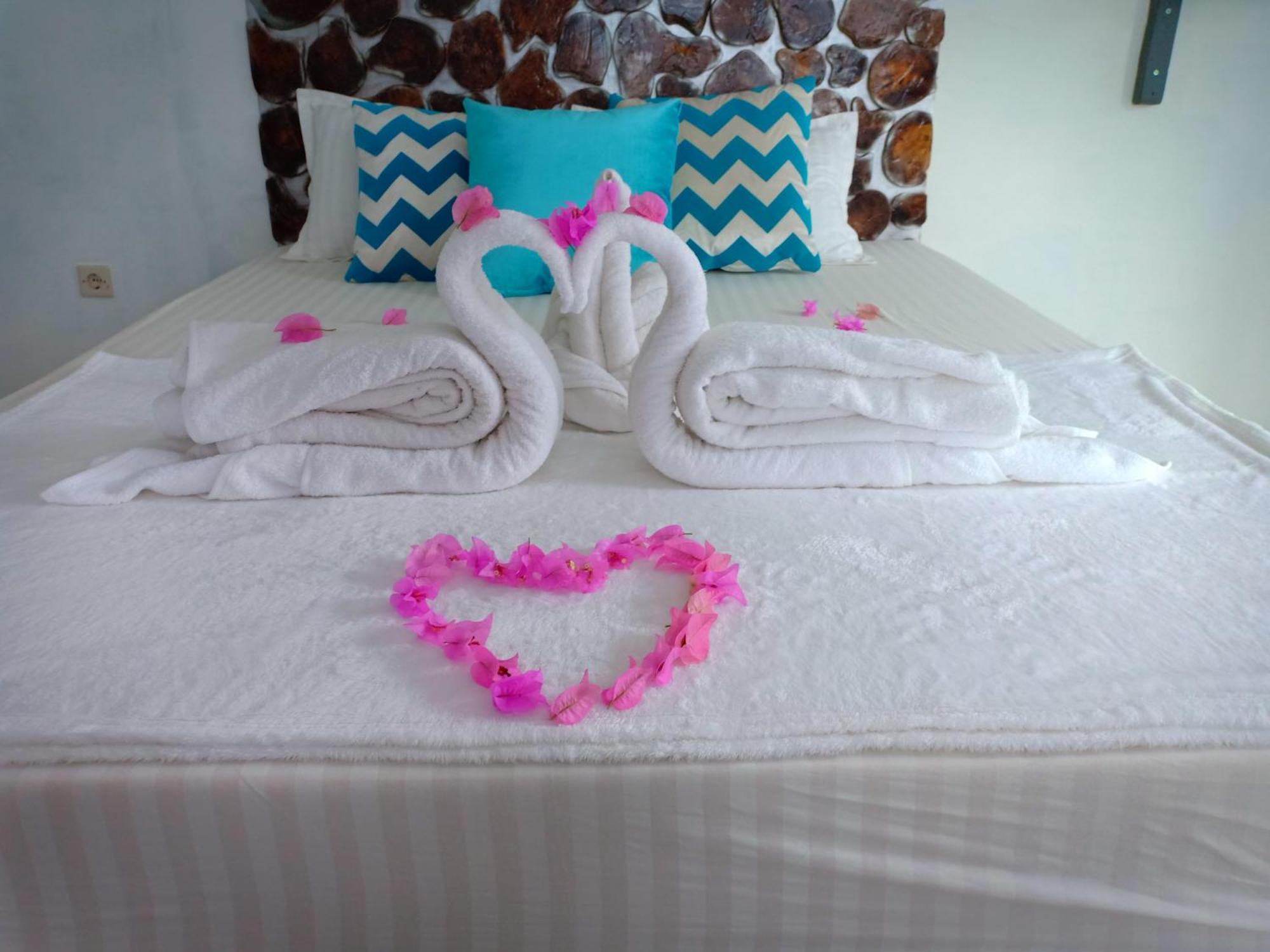 Blue Coral Homestay Karimunjawa Eksteriør billede