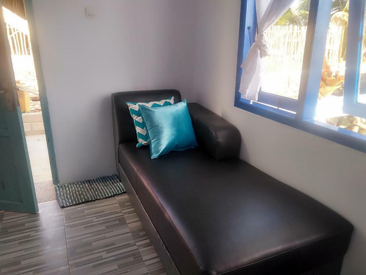 Blue Coral Homestay Karimunjawa Eksteriør billede