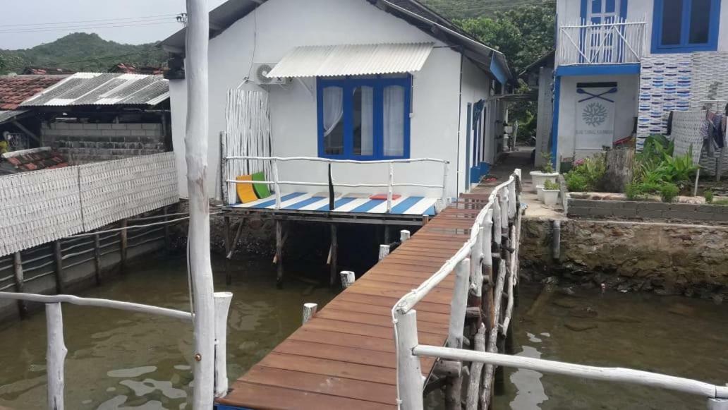 Blue Coral Homestay Karimunjawa Eksteriør billede